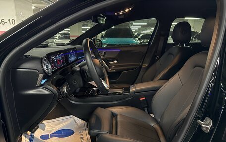 Mercedes-Benz A-Класс, 2023 год, 2 890 000 рублей, 10 фотография