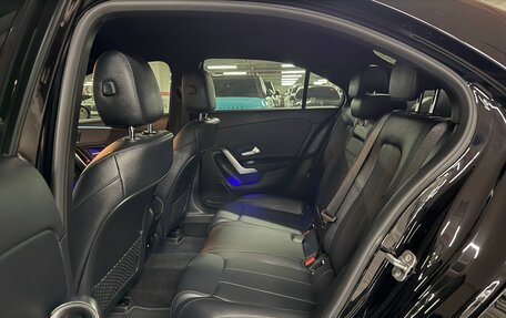 Mercedes-Benz A-Класс, 2023 год, 2 890 000 рублей, 15 фотография