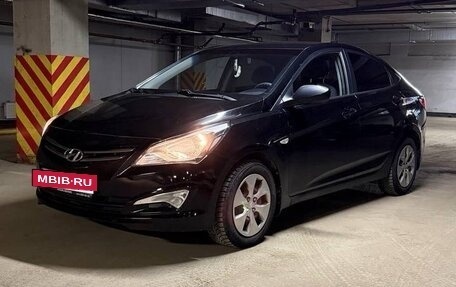 Hyundai Solaris II рестайлинг, 2014 год, 850 000 рублей, 10 фотография