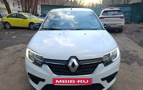 Renault Logan II, 2018 год, 845 000 рублей, 5 фотография