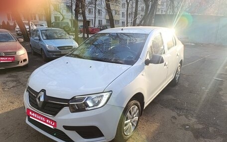 Renault Logan II, 2018 год, 845 000 рублей, 4 фотография