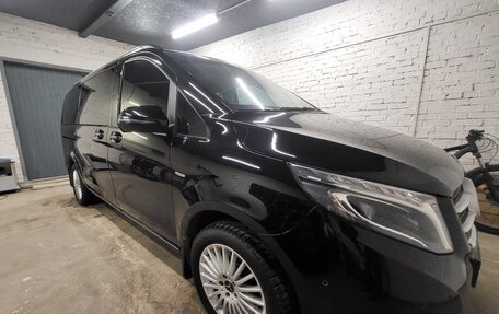 Mercedes-Benz V-Класс, 2017 год, 3 850 000 рублей, 5 фотография