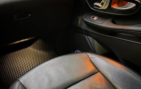 Mercedes-Benz V-Класс, 2017 год, 3 850 000 рублей, 12 фотография