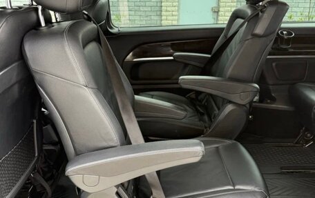 Mercedes-Benz V-Класс, 2017 год, 3 850 000 рублей, 17 фотография