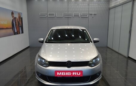 Volkswagen Polo VI (EU Market), 2013 год, 680 000 рублей, 2 фотография