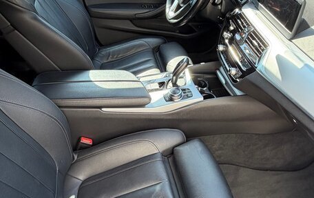 BMW 5 серия, 2019 год, 2 350 000 рублей, 9 фотография