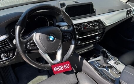 BMW 5 серия, 2019 год, 2 350 000 рублей, 7 фотография