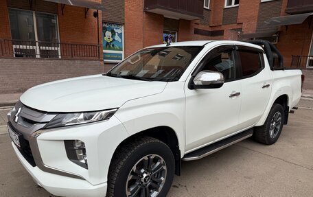 Mitsubishi L200 IV рестайлинг, 2019 год, 2 800 000 рублей, 5 фотография