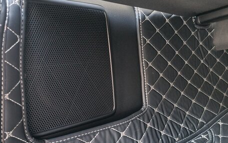 Toyota Land Cruiser Prado 150 рестайлинг 2, 2015 год, 5 100 000 рублей, 31 фотография