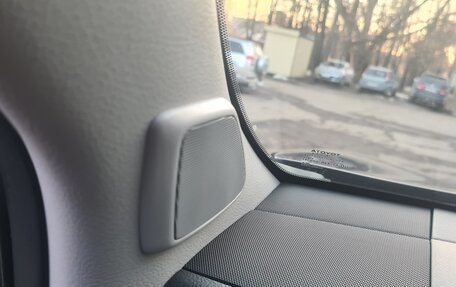 Toyota Land Cruiser Prado 150 рестайлинг 2, 2015 год, 5 100 000 рублей, 36 фотография