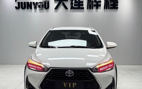 Toyota Yaris, 2021 год, 1 350 000 рублей, 1 фотография