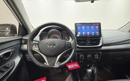 Toyota Yaris, 2021 год, 1 350 000 рублей, 6 фотография