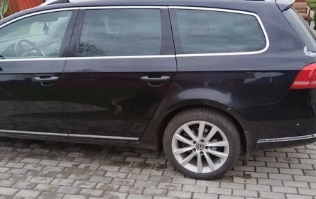 Volkswagen Passat B7, 2012 год, 1 300 000 рублей, 2 фотография