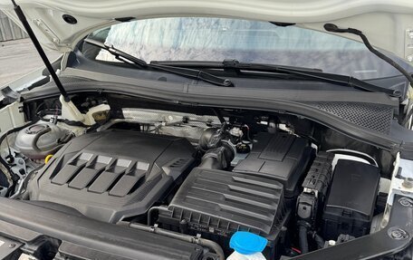 Volkswagen Tiguan II, 2021 год, 2 700 000 рублей, 15 фотография