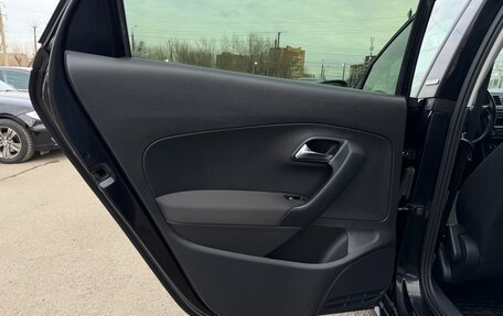 Volkswagen Polo VI (EU Market), 2011 год, 747 000 рублей, 18 фотография