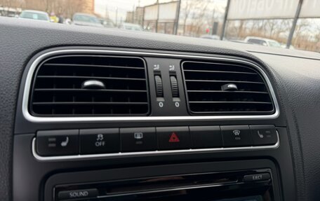 Volkswagen Polo VI (EU Market), 2011 год, 747 000 рублей, 22 фотография