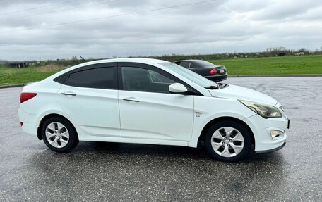 Hyundai Solaris II рестайлинг, 2015 год, 830 000 рублей, 10 фотография