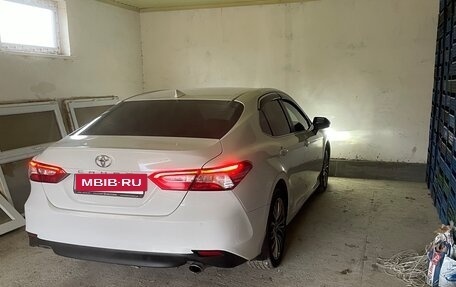 Toyota Camry, 2019 год, 2 550 000 рублей, 2 фотография