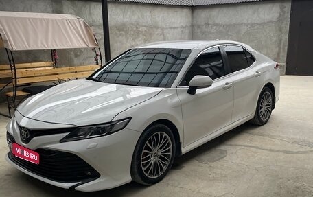 Toyota Camry, 2019 год, 2 550 000 рублей, 1 фотография