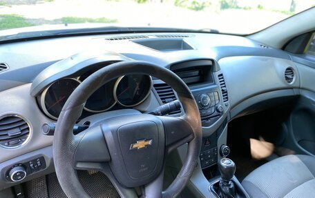 Chevrolet Cruze II, 2010 год, 477 000 рублей, 12 фотография