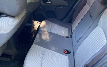 Chevrolet Cruze II, 2010 год, 477 000 рублей, 13 фотография