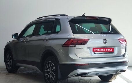 Volkswagen Tiguan II, 2020 год, 2 890 000 рублей, 7 фотография