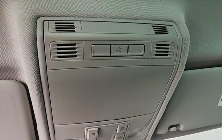 Volkswagen Tiguan II, 2020 год, 2 890 000 рублей, 28 фотография