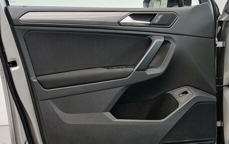 Volkswagen Tiguan II, 2020 год, 2 890 000 рублей, 31 фотография