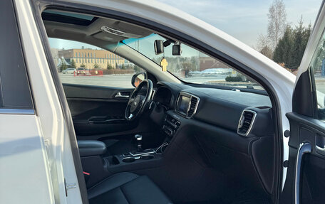 KIA Sportage IV рестайлинг, 2018 год, 2 500 000 рублей, 10 фотография