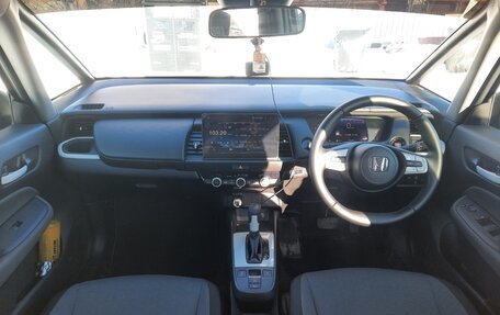 Honda Fit, 2022 год, 1 470 000 рублей, 18 фотография