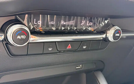 Mazda 3, 2024 год, 1 761 013 рублей, 15 фотография