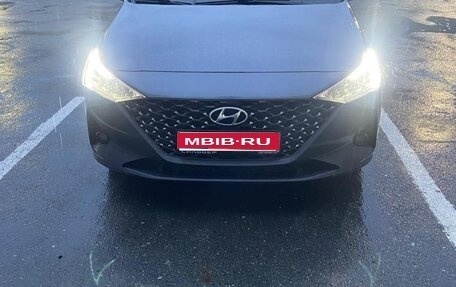 Hyundai Solaris II рестайлинг, 2021 год, 1 770 000 рублей, 1 фотография