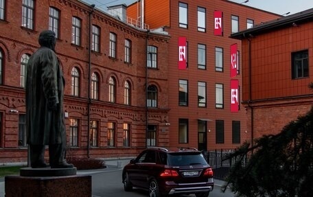 Mercedes-Benz M-Класс, 2013 год, 2 699 000 рублей, 17 фотография