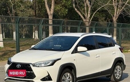 Toyota Yaris XP150 рестайлинг, 2022 год, 1 190 000 рублей, 2 фотография