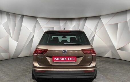 Volkswagen Tiguan II, 2019 год, 2 895 000 рублей, 8 фотография