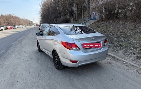 Hyundai Solaris II рестайлинг, 2012 год, 585 000 рублей, 2 фотография