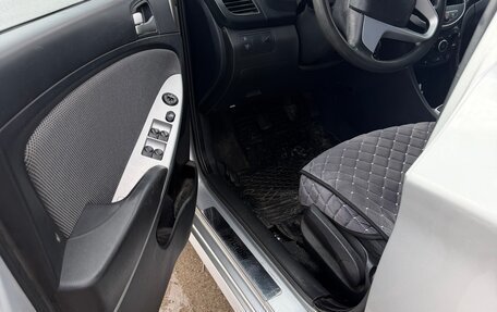 Hyundai Solaris II рестайлинг, 2012 год, 585 000 рублей, 9 фотография