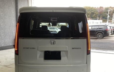 Honda Stepwgn, 2022 год, 2 355 000 рублей, 5 фотография