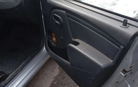 Renault Logan I, 2013 год, 270 000 рублей, 10 фотография