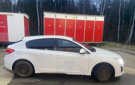 Chevrolet Cruze II, 2013 год, 650 000 рублей, 3 фотография