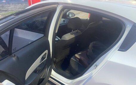 Chevrolet Cruze II, 2013 год, 650 000 рублей, 11 фотография