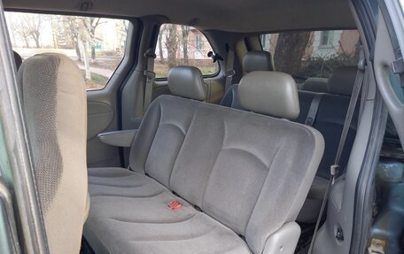 Chrysler Voyager IV, 2002 год, 400 000 рублей, 11 фотография