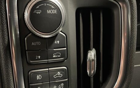 GMC Sierra, 2020 год, 5 900 000 рублей, 22 фотография