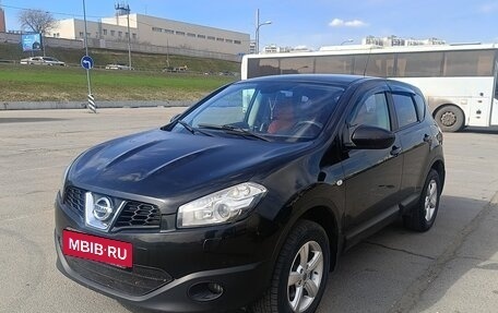 Nissan Qashqai, 2011 год, 1 190 000 рублей, 2 фотография