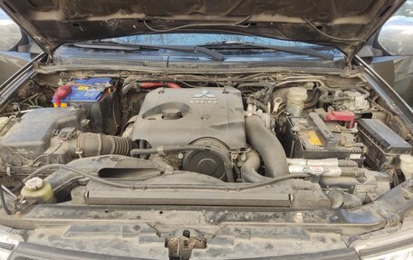 Mitsubishi Pajero Sport II рестайлинг, 2014 год, 1 900 000 рублей, 6 фотография