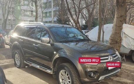 Mitsubishi Pajero Sport II рестайлинг, 2014 год, 1 900 000 рублей, 19 фотография
