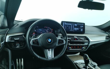 BMW 5 серия, 2019 год, 4 430 000 рублей, 10 фотография