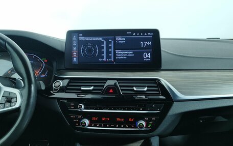 BMW 5 серия, 2019 год, 4 430 000 рублей, 14 фотография