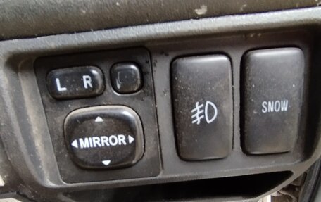 Toyota Sienta I, 2004 год, 349 000 рублей, 8 фотография