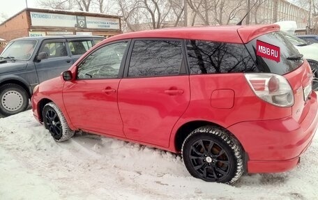 Toyota Matrix, 2004 год, 470 000 рублей, 2 фотография